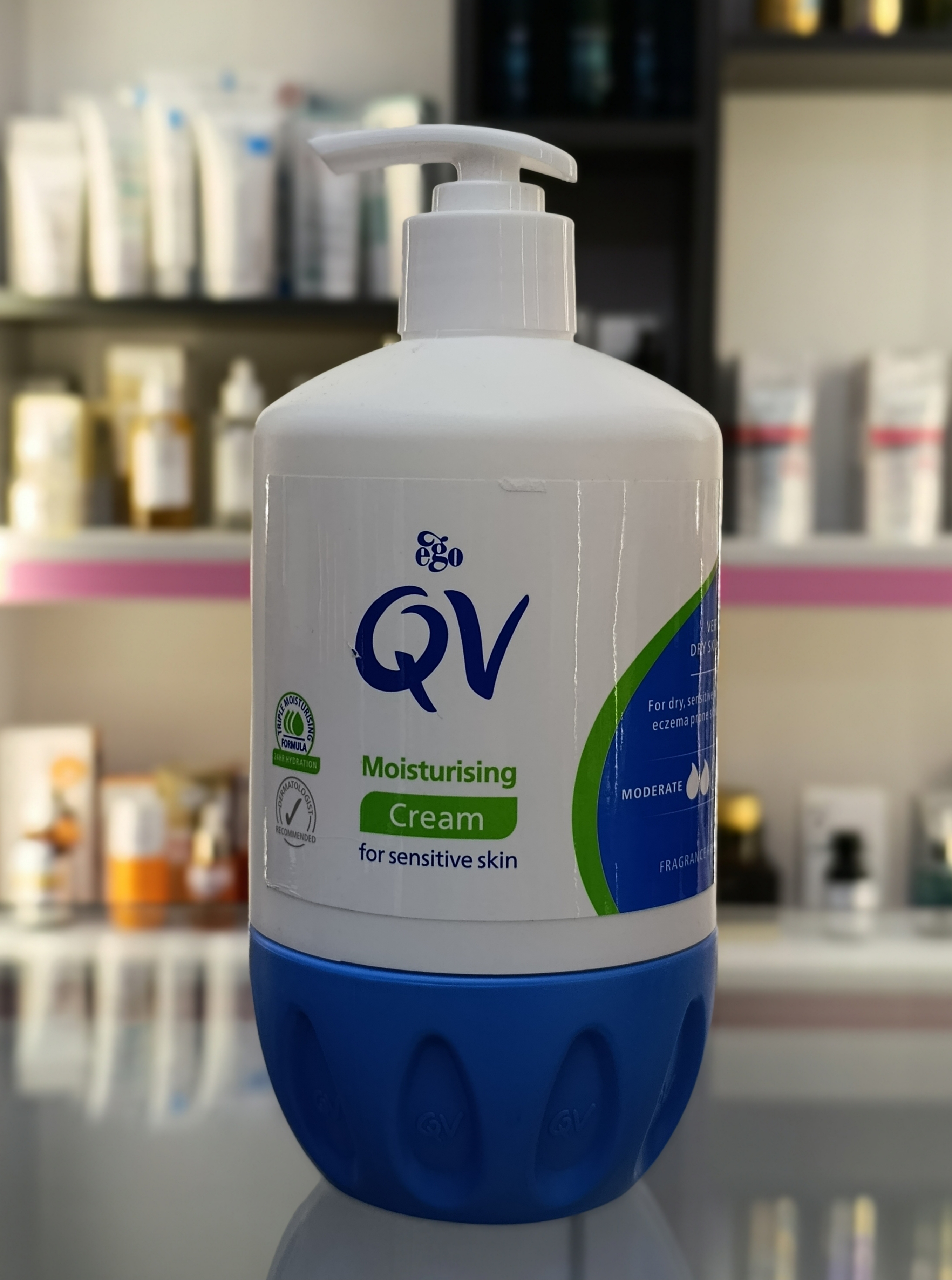 آبرسان و مرطوب‌کننده QV